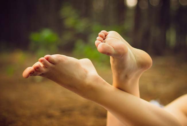ukrainian woman feet